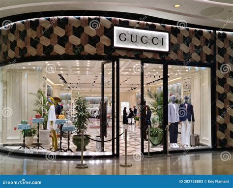 Gucci outlet london